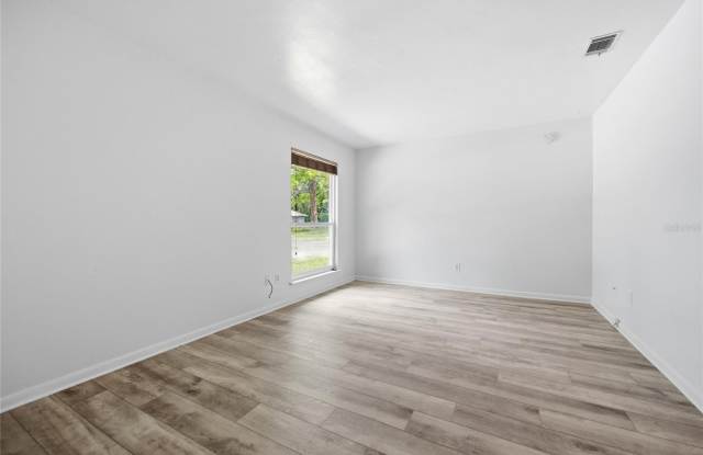 5929 NW 23 Terrace Gallery 3