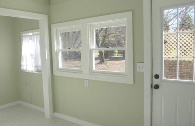 6234 E V Avenue Gallery 2