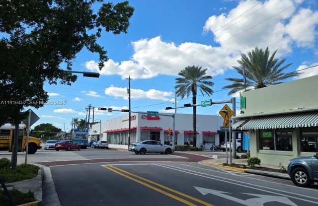 7440 Harding Ave photos photos