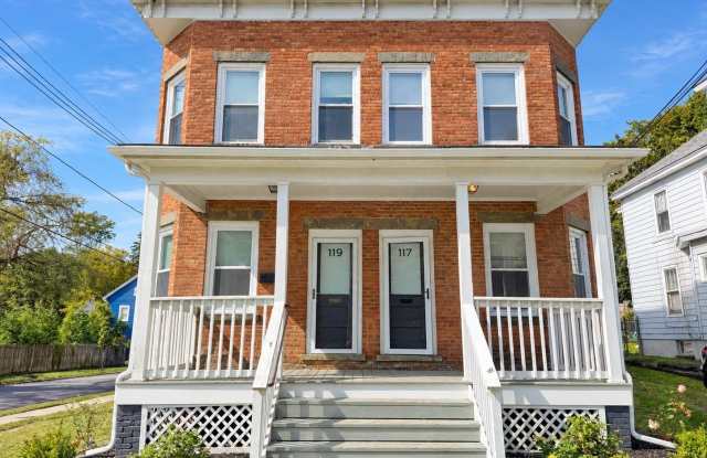 117 S Hamilton Street Gallery 1