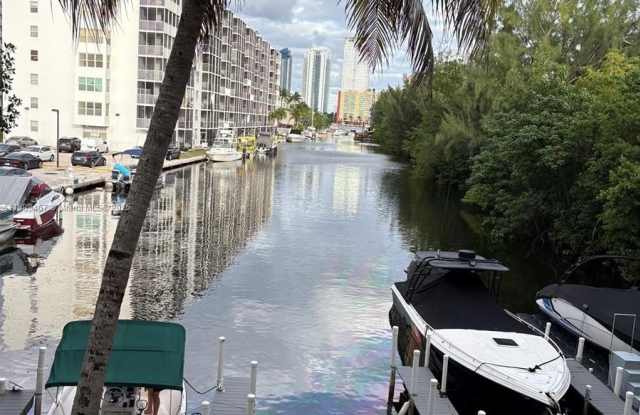 16531 NE 35th Ave photos photos