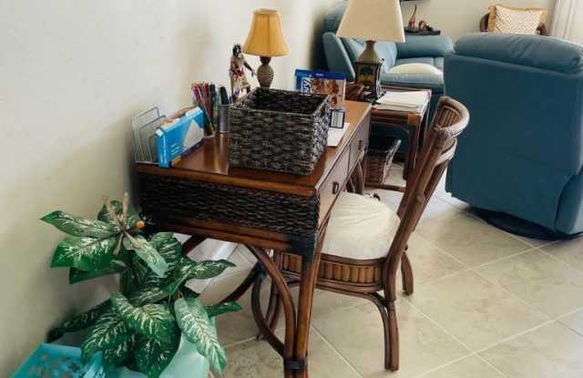 5790 Trailwinds Drive unit: 114 photos photos