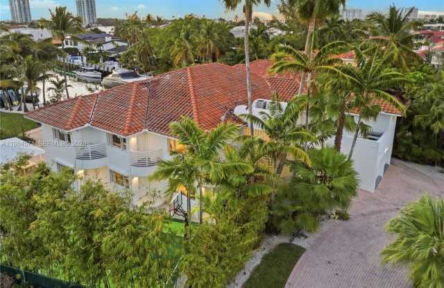 3401 NE 165th St photos photos