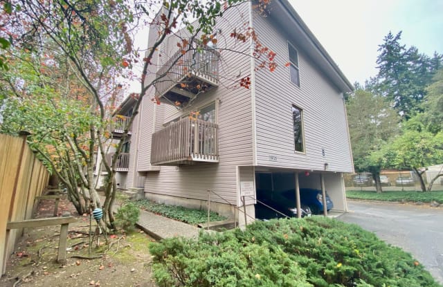 19725 76th Ave W Unit B1 - 19725 76th Avenue West, Lynnwood, WA 98046
