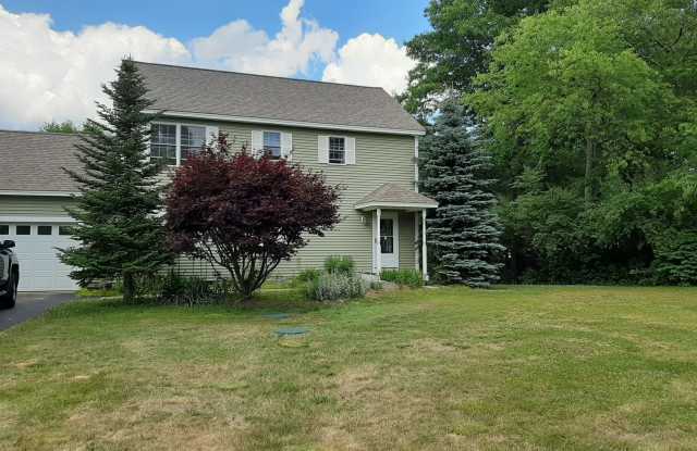 55 Ians Way - 55 Ian's Way, Rochester, NH 03867