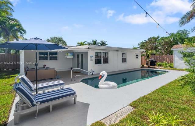 3255 Florida Blvd photos photos