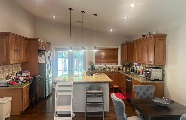 405 NE 12th Avenue, Fort Lauderdale, FL 33301 photos photos