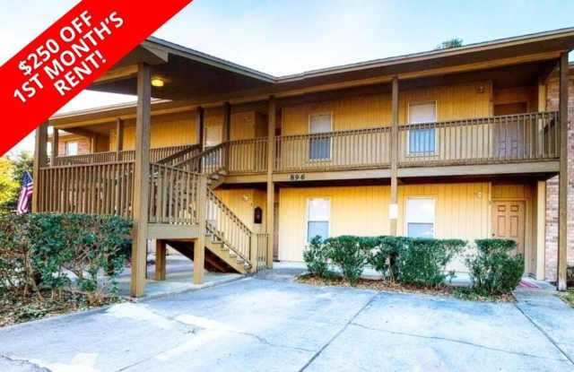 895 Silverwood Court unit: 5 photos photos