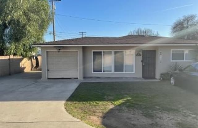 11906 Painter Avenue 1/2 - 11906 Painter Avenue, South Whittier, CA 90605