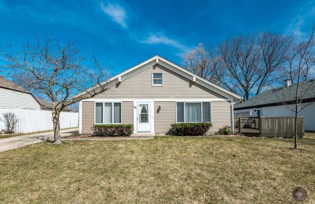 46 Ingleshire Road - 46 Ingleshire Road, Boulder Hill, IL 60538