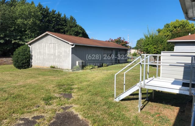 534 E. King Street - 534 East King Street, King, NC 27021