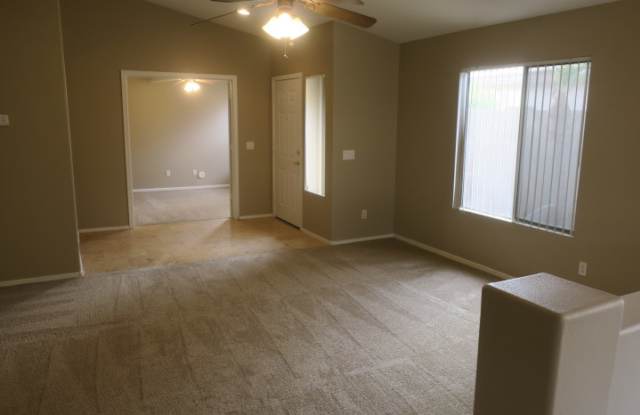 9340 W Deanna Dr Gallery 2