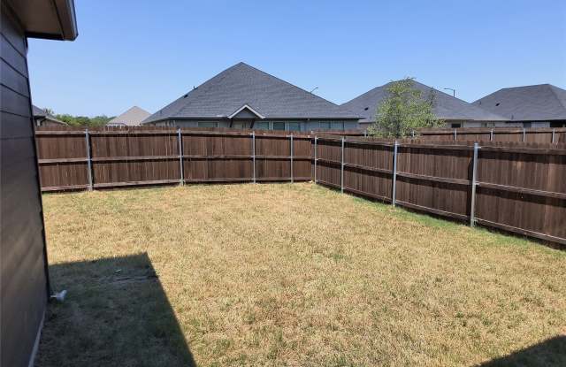 320 Leopold Trail Gallery 4
