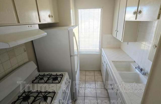 4619 Lexington Ave photos photos