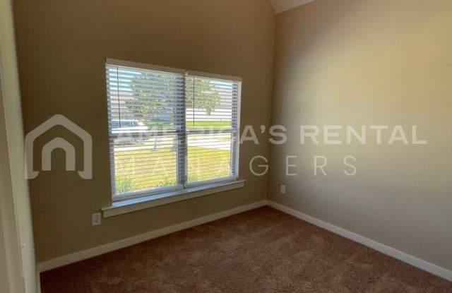 Home for Rent in Odenville, AL!!! Available to View with 48 Hour Notice!!! Gallery 3