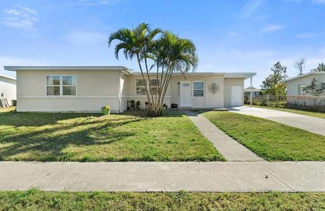 21923 Cellini Avenue photos photos