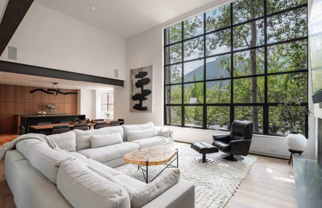 624 E Hopkins Avenue photos photos