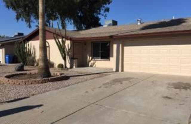 4032 W SHANGRI LA Road - 4032 West Shangri La Road, Phoenix, AZ 85029