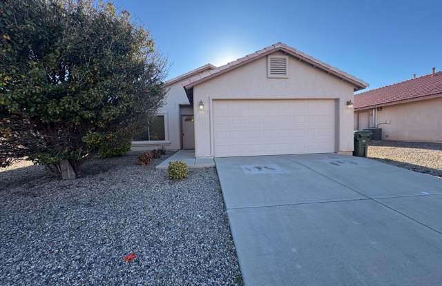 Very Nice 3 Bedrooms with 2 full bathrooms photos photos