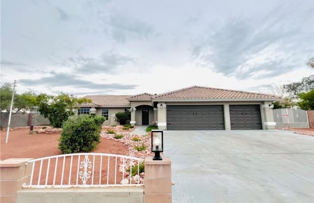308 Cannes Street - 308 Cannes Street, Henderson, NV 89015