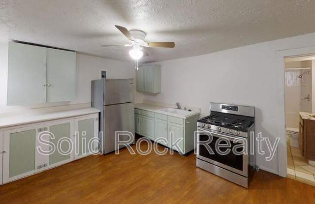 2419-1 East Monument Street Gallery 3