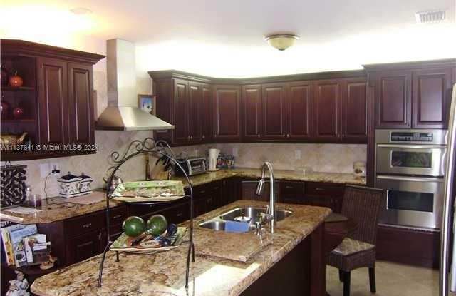 10665 NW 16th Ct - 10665 Northwest 16th Court, Plantation, FL 33322