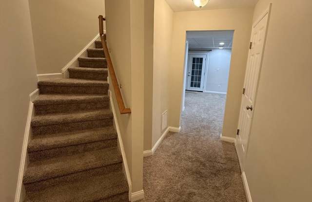 10526 ABINGDON Way Gallery 4