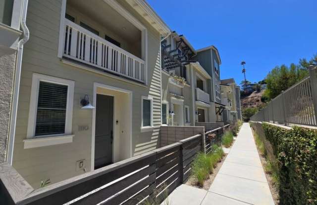 1110 Hibiscus Way photos photos