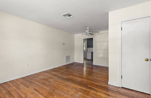 3 Bedroom For Lease Gallery 4