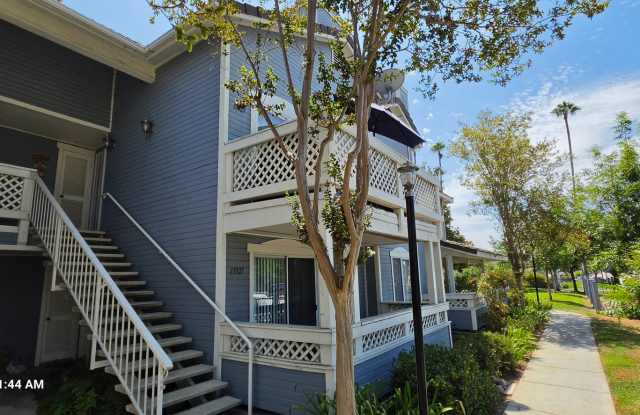 OLD POWAY - Nice 2 Bedroom / 2 Bath Condo -  Park Meadows.  AVAILABLE NOW! photos photos