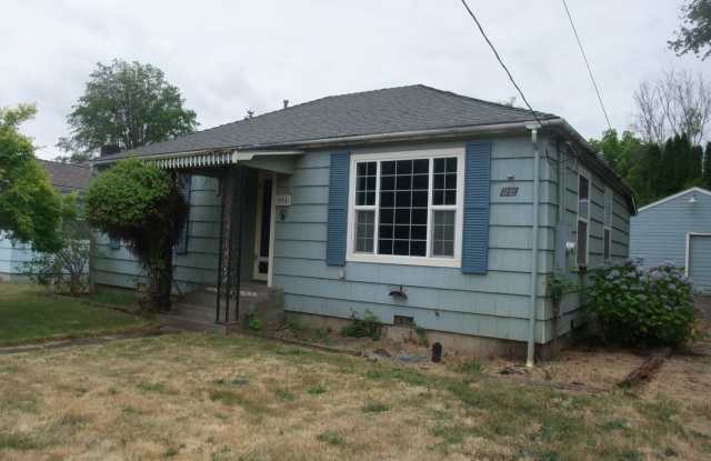 Adorable Little House Just A Few Blocks From The Campus - 904 Northwest 29th Street, Corvallis, OR 97330