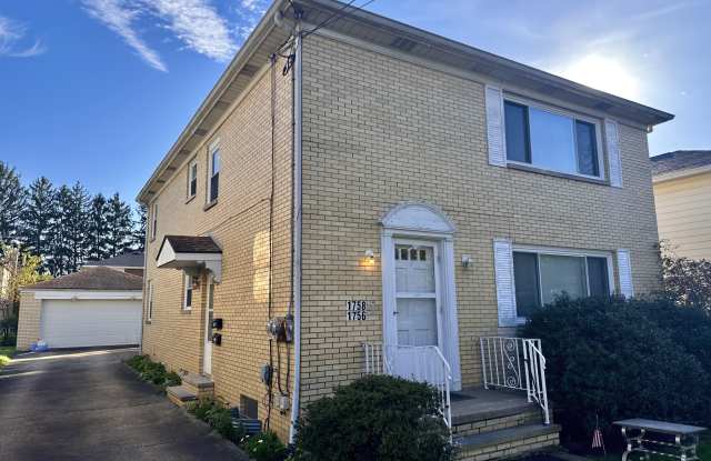1756 & 1758 Liberty Dr. Gallery 1