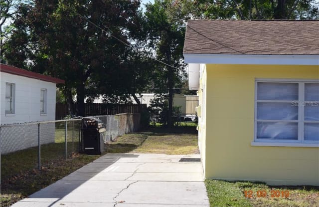 1216 EL CAMINO ROAD Gallery 3