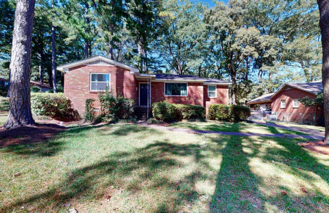 Cute 3 bedroom, 1 bath home tucked in a quiet cul-de-sac photos photos