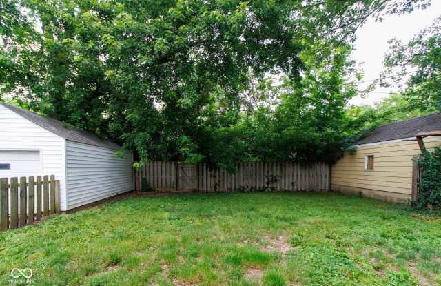 1906 Glenridge Drive Gallery 2