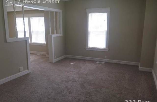 4517 Francis Street Gallery 2