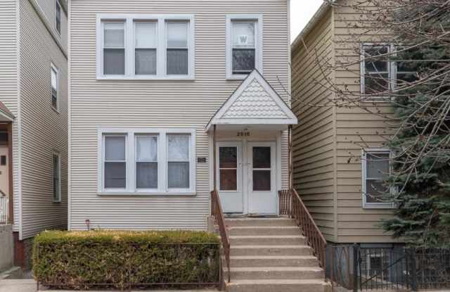 2614 Marshfield photos photos