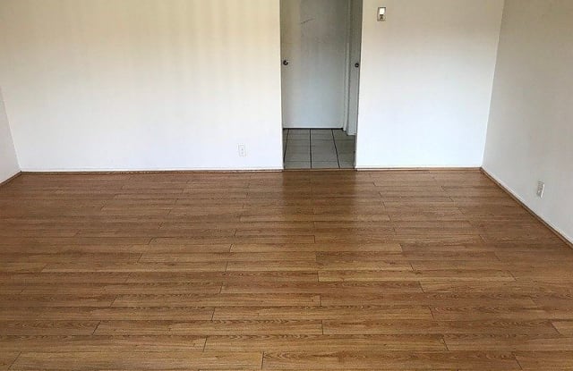 6858 Ben Avenue - 6858 Ben Avenue, Los Angeles, CA 91605