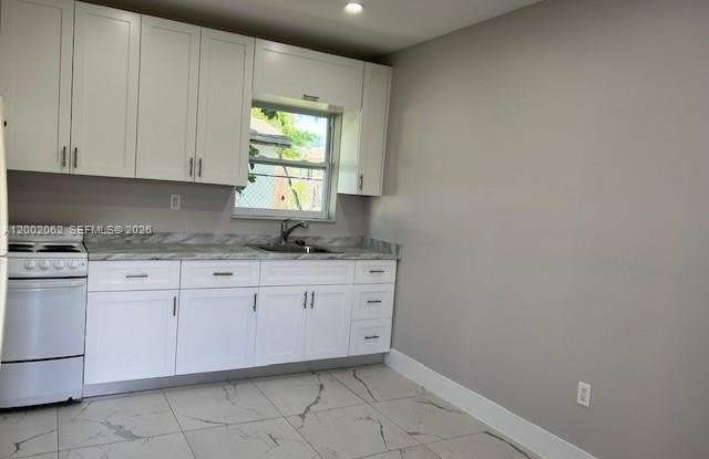 922 NW 2nd St photos photos