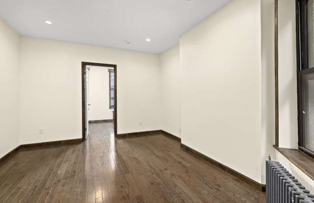 46 Eldridge Street Gallery 2