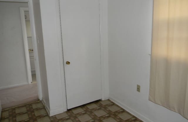8809 Vernon View Dr - 8809 Vernon View Dr, Fort Hunt, VA 22308