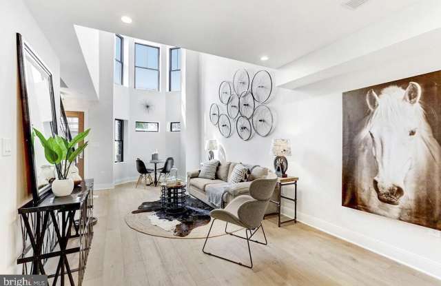 427 NEWTON PLACE NW - 427 Newton Place Northwest, Washington, DC 20010