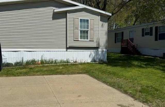 1414 Nardeer St. Gallery 3