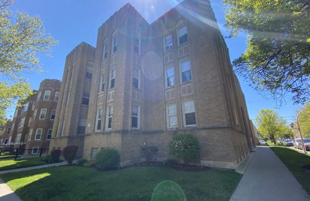 2341 W Rosemont Ave photos photos