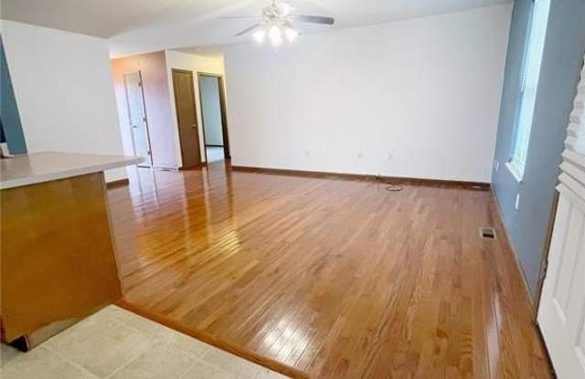 1433 BRISTLECONE Drive Gallery 2