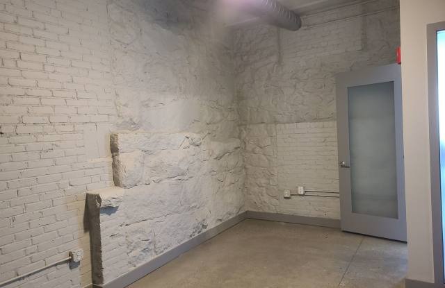 The Suites at Wamsutta Place Gallery 4