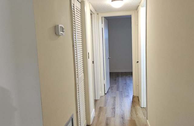 1712-A Belleair Forest Dr. Gallery 4