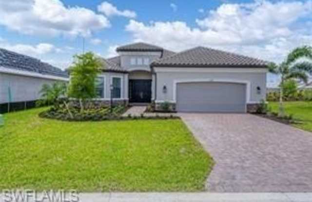 11907 Raggio Dr lot: 675 - 11907 Raggio Drive, Lee County, FL 33913