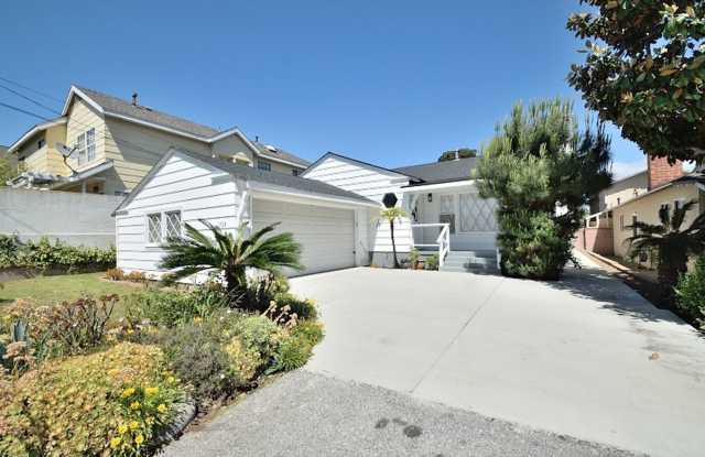 3 Bedroom 2 bath Home, 2 Car garage, Air Conditioned photos photos