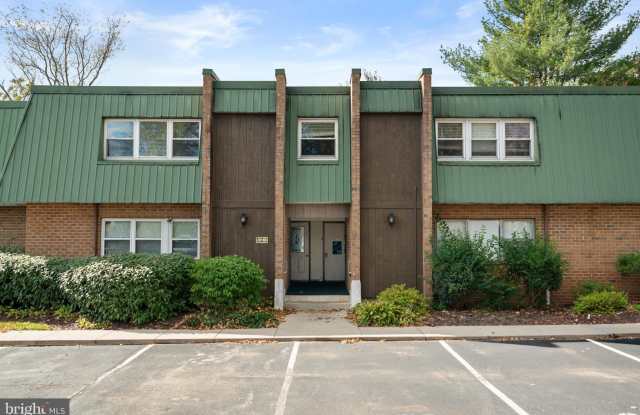 424 MEADOWVIEW Lane unit: 424 - 424 Meadowview Lane, Montgomery County, PA 19453